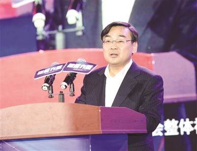 “折叠力量的过程 让我们与扬子晚报紧密相连”