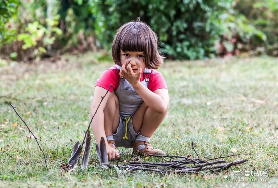 秋冬孩子总流鼻血，可能是这几个因素导致