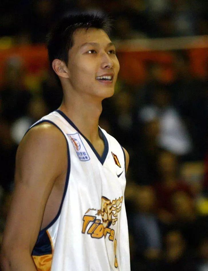 GDP一共赢了多少季后赛_cba季后赛有多少队伍(3)