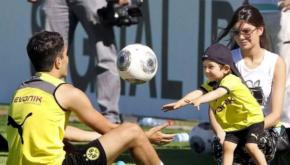 厄齐尔事件或使德国人才流失 移民后裔还愿卖