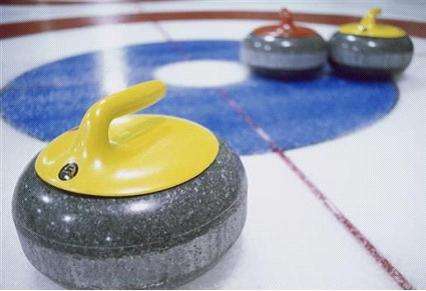 摩擦，“似魔鬼的步伐”，冰壶怎么玩你知道吗？