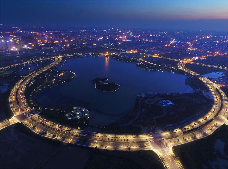桐乡市区人口_这些桐乡人穿梭于城市高楼大厦间,为的是办好这件事