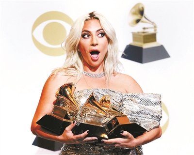 获流行类大满贯 Gaga闪耀格莱美