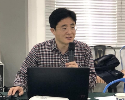 科技传播系开展科研教研项目启动评审会