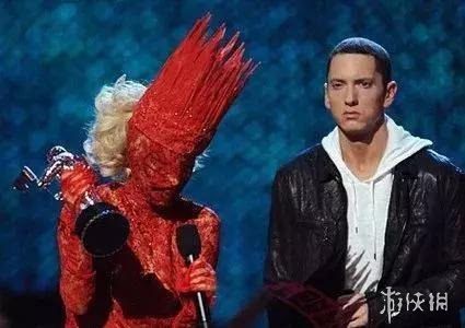 曾经被谩骂诋毁的她创造了历史 LadyGaga传奇的半生