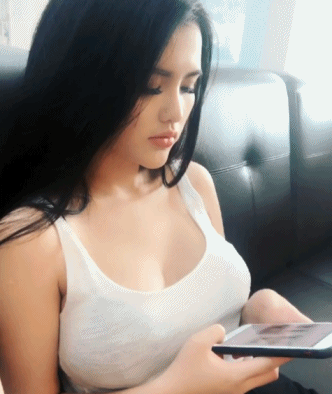 高考就这么结束了 突然想念起那个经常责骂我们的老师 她还是很可爱的呀。