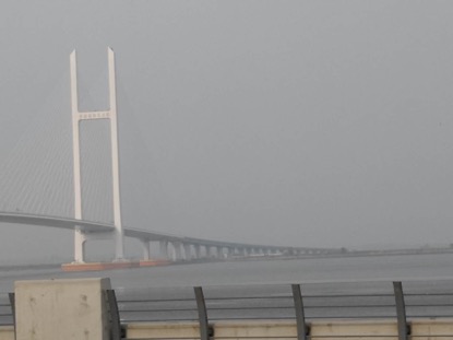 (中朝鸭绿江大桥)