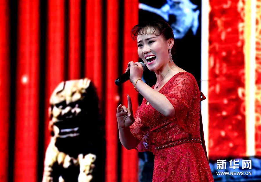 小手机上看大戏 网络戏曲盛会迎新年