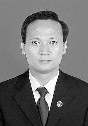 湖南省株洲市天元区人民检察院员额检察官 张选果