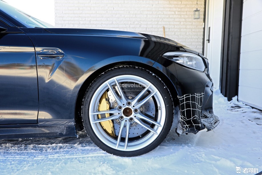 这样的内饰对你来说够战斗么?M2 CS预计法兰克福车展亮相