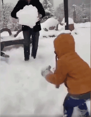 你还在抖音里玩孩子吗?武汉有家长模仿抖音