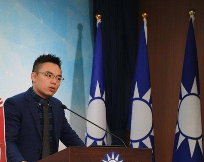 洪孟楷召开记者会(图片来源:中评社)
