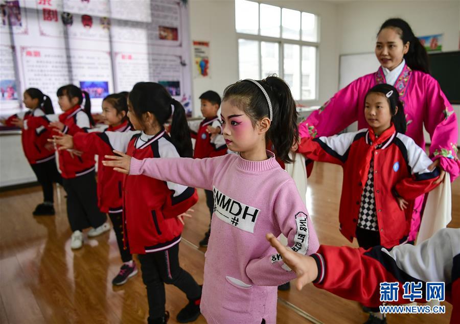 印尼孔子學院舉辦中華文化走進中學體驗活動