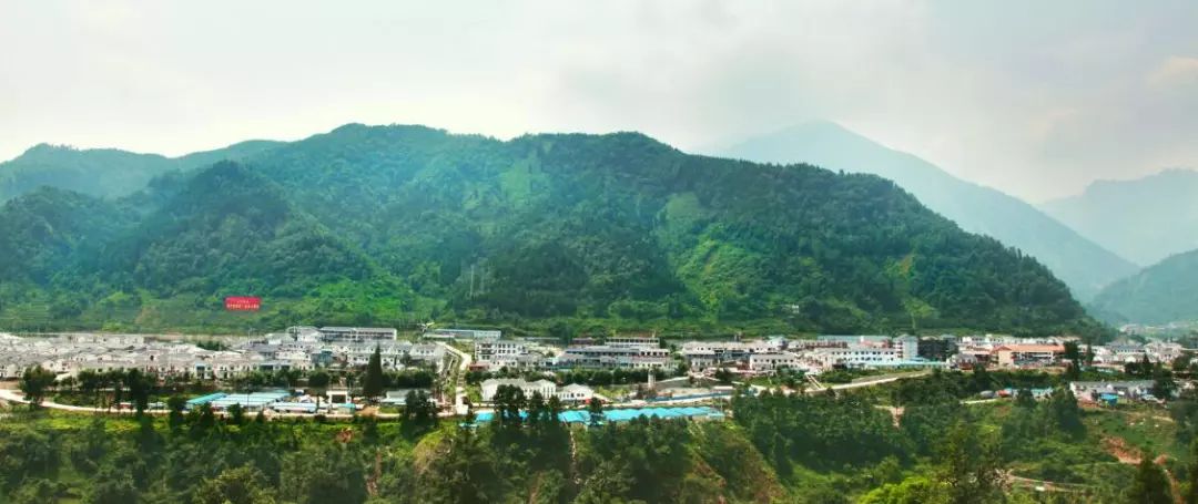 什邡各乡镇人口_什邡红峡谷(2)