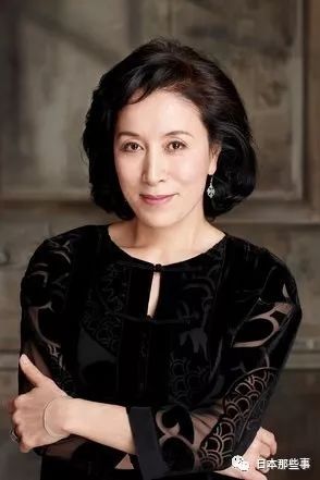 这恋情真是令人费解 “日本的骄傲”怎么会看上他