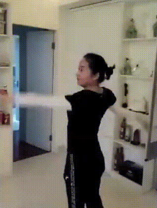 鈥滃皬鏉庝匠鐞︹€濈埗瀛愭柊浣滃埛灞?缃戝弸