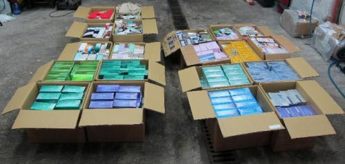 香港海关检获的疑似未完税加热烟。图片来源:香港特区政府新闻公报