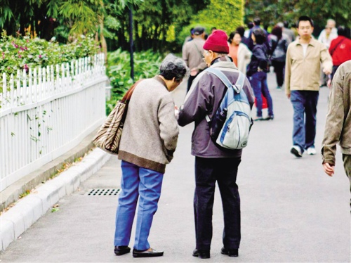 缓慢发展的养老业: 机构趋向高端 社区供应不足