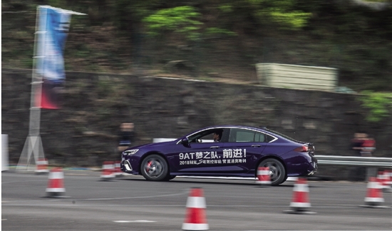 别克S弯驾控体验营在杭吹响集结号