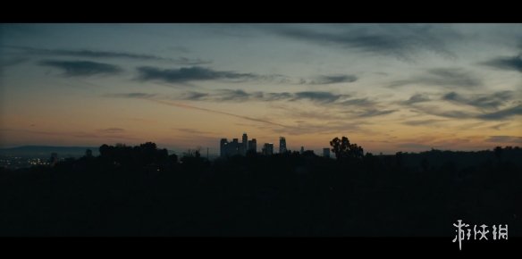 《五十度灰》男主最新电影《一塌糊涂》发布预告!