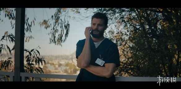 《五十度灰》男主最新电影《一塌糊涂》发布预告!