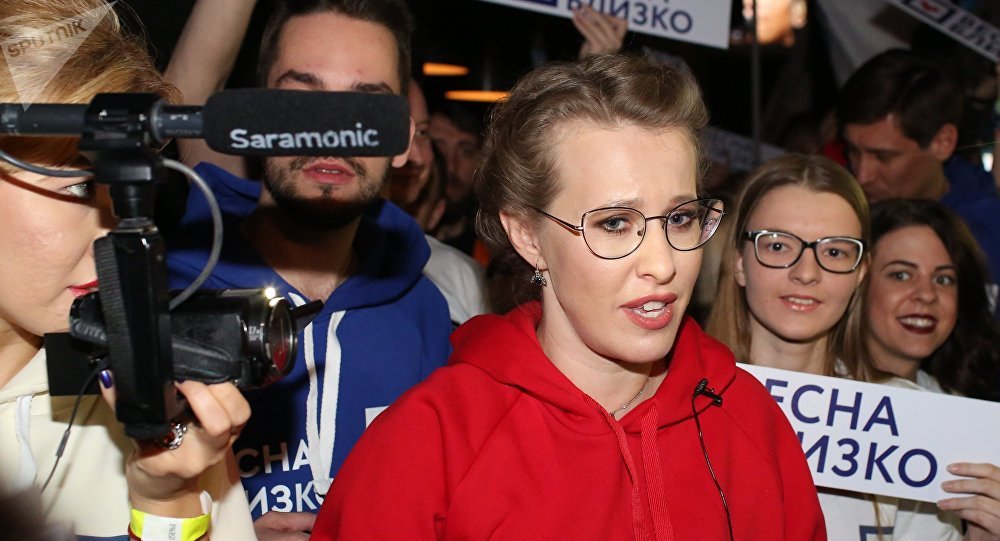 1521202411927999.jpg 俄美女总统候选人谈大选辩论:像在地狱里,很糟糕