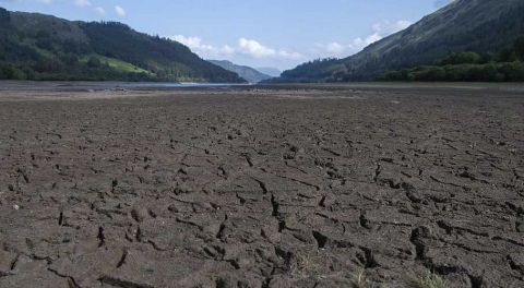 气象预报员预测到8月英国气温将飙升至85华氏