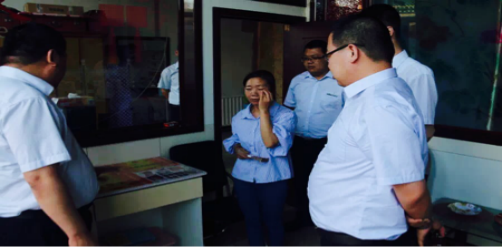 山西省忻州新田村镇银行的感人故事:爱心助困