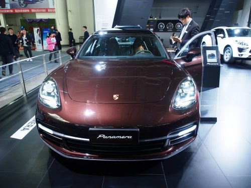 2018齐鲁春季车展开幕,名车云集