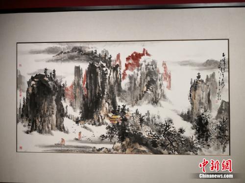 陆秀竞作品展开幕 呈现不一样的中国画