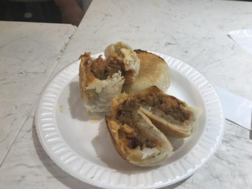 香辣小龙虾月饼。美国《世界日报》记者牟兰/摄影