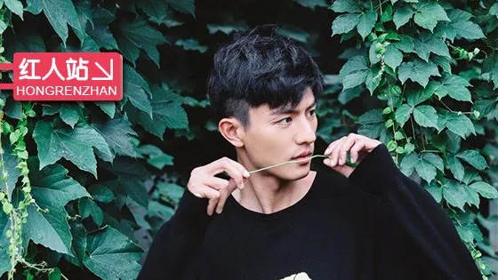 这位真·中国第一男模把普拉达当山寨品牌