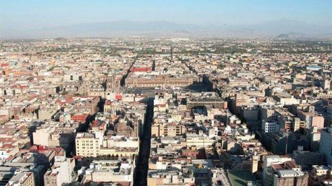 使用西班牙语的国家,GDP弱得只有1万亿,但是