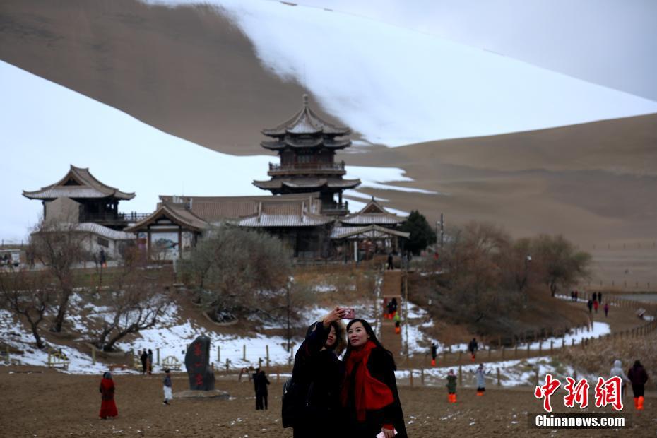 12名僧人获得格西拉让巴藏传佛教最高学位