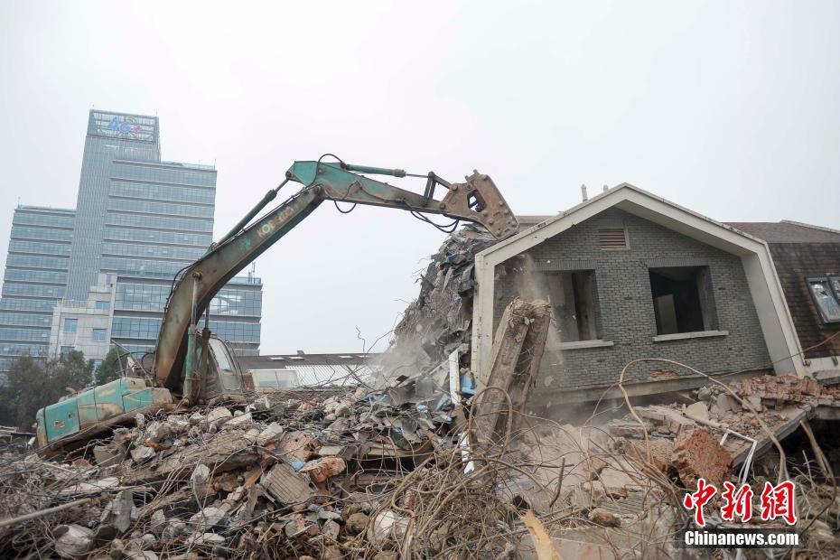 东至县官港镇中心学校启动首期道德讲堂进校园活动
