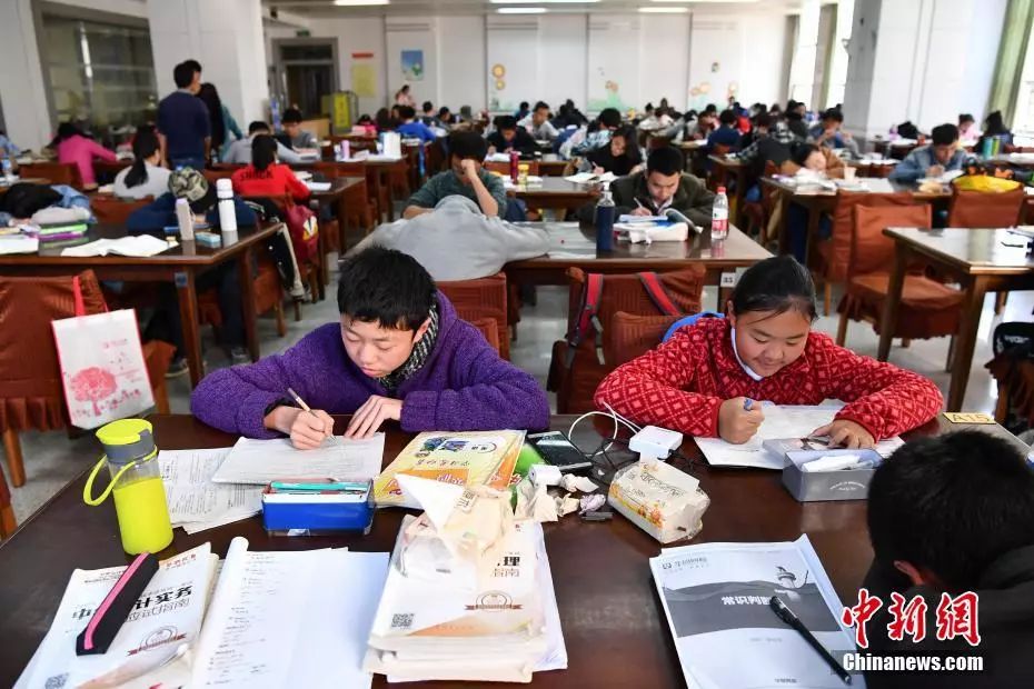 「澳门英皇网站app」免费学中医针灸,高清视频,名家授课