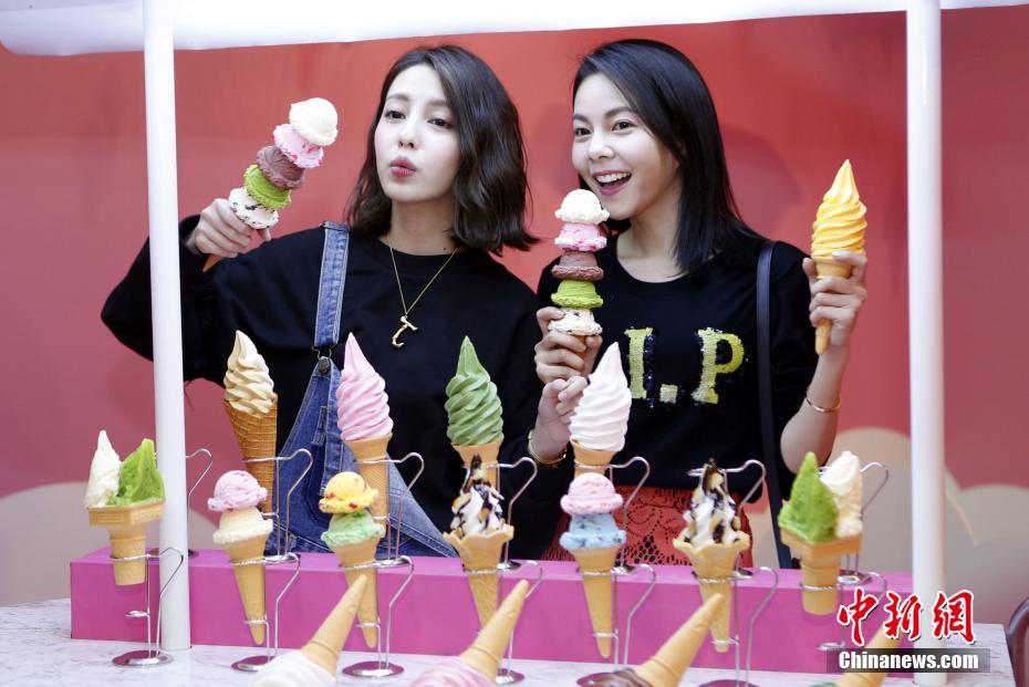  大魔王新片曝剧照 画风清奇展现“蠢蠢的”喜剧