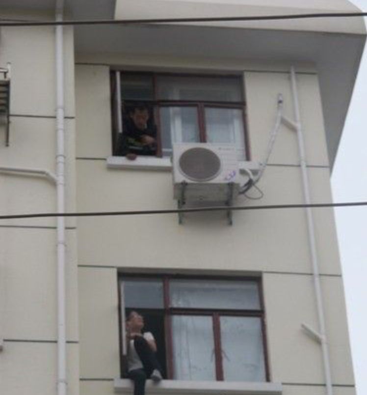 遭性侵想跳楼的女孩,最终被吃人血馒头的围观