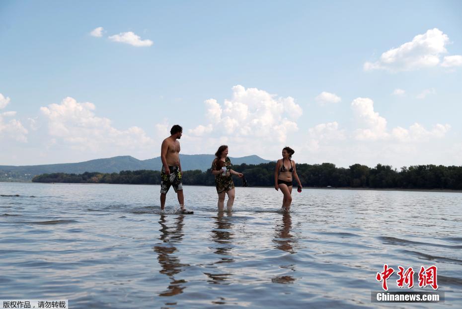 從中環地標到雲端理財：渣打香港，如何成為你進階人生的最強「隊友」？ 