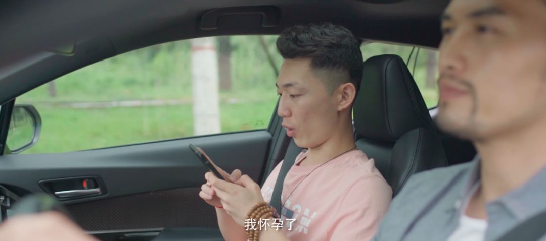 全系标配10个气囊和自动大灯!这台SUV安全配置超高,动力更足!