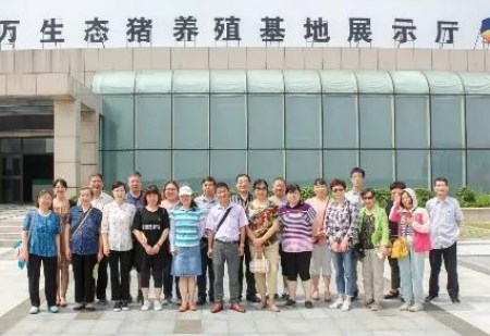 新街口街道党员参观苏中七战七捷纪念馆