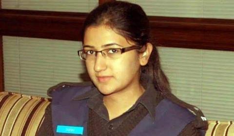 巴基斯坦女警官塔尔普尔(巴基斯坦日报)