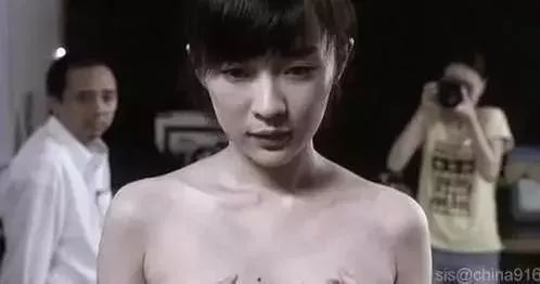 卖肉不成做了王中磊酒腻子，霍思燕是赶上了一脱成名的末班车吧