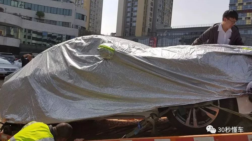 “奔驰失控”实锤为车主造谣 科技配置真能要人命?