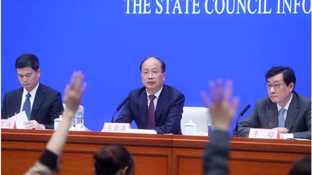 与牛市一起上任 易会满为何提四个敬畏