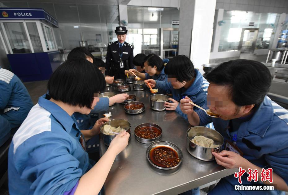 增长肌肉不只靠力量训练 这10种食物也可以