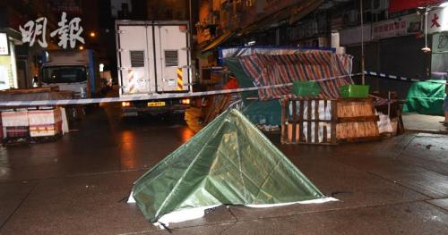 香港80岁老妇凌晨被倒行货车碾毙 司机被拘捕