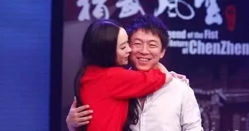 卖肉不成做了王中磊酒腻子，霍思燕是赶上了一脱成名的末班车吧