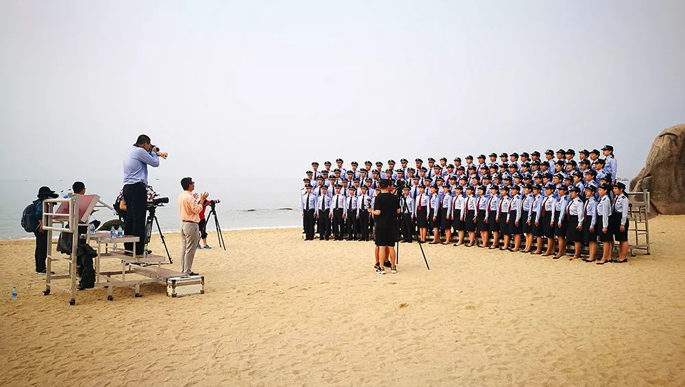 《中国税务之歌》发布:创作团队走遍祖国天南地北