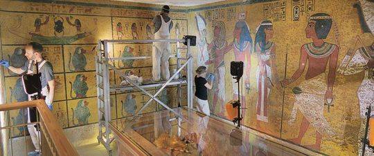 股市投资500万以上人口_股市牛图片(2)